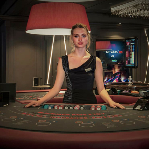 play roulette online